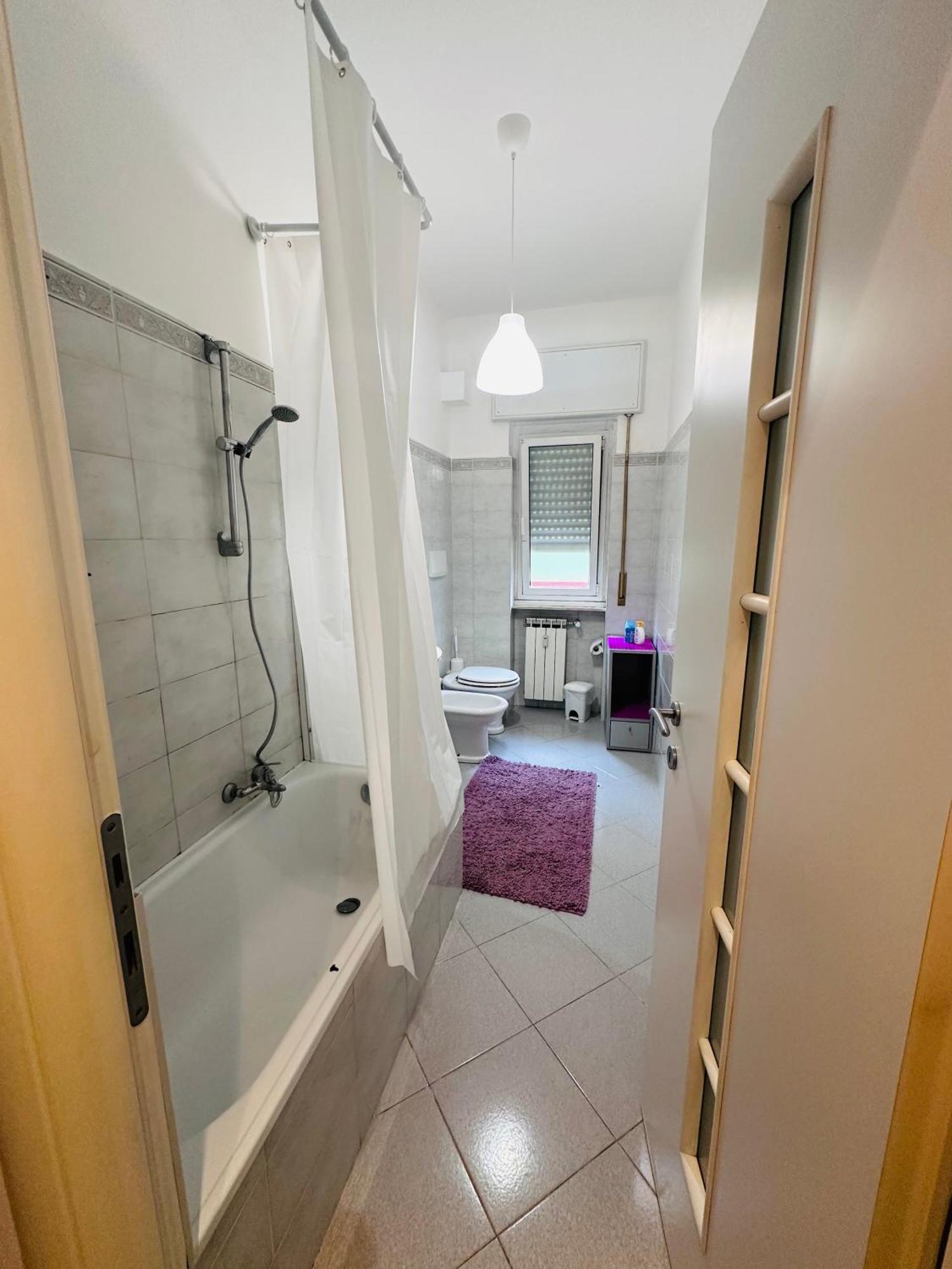 Entire 3 Bed Rooms Apartment,Centrum Genoa Ngoại thất bức ảnh